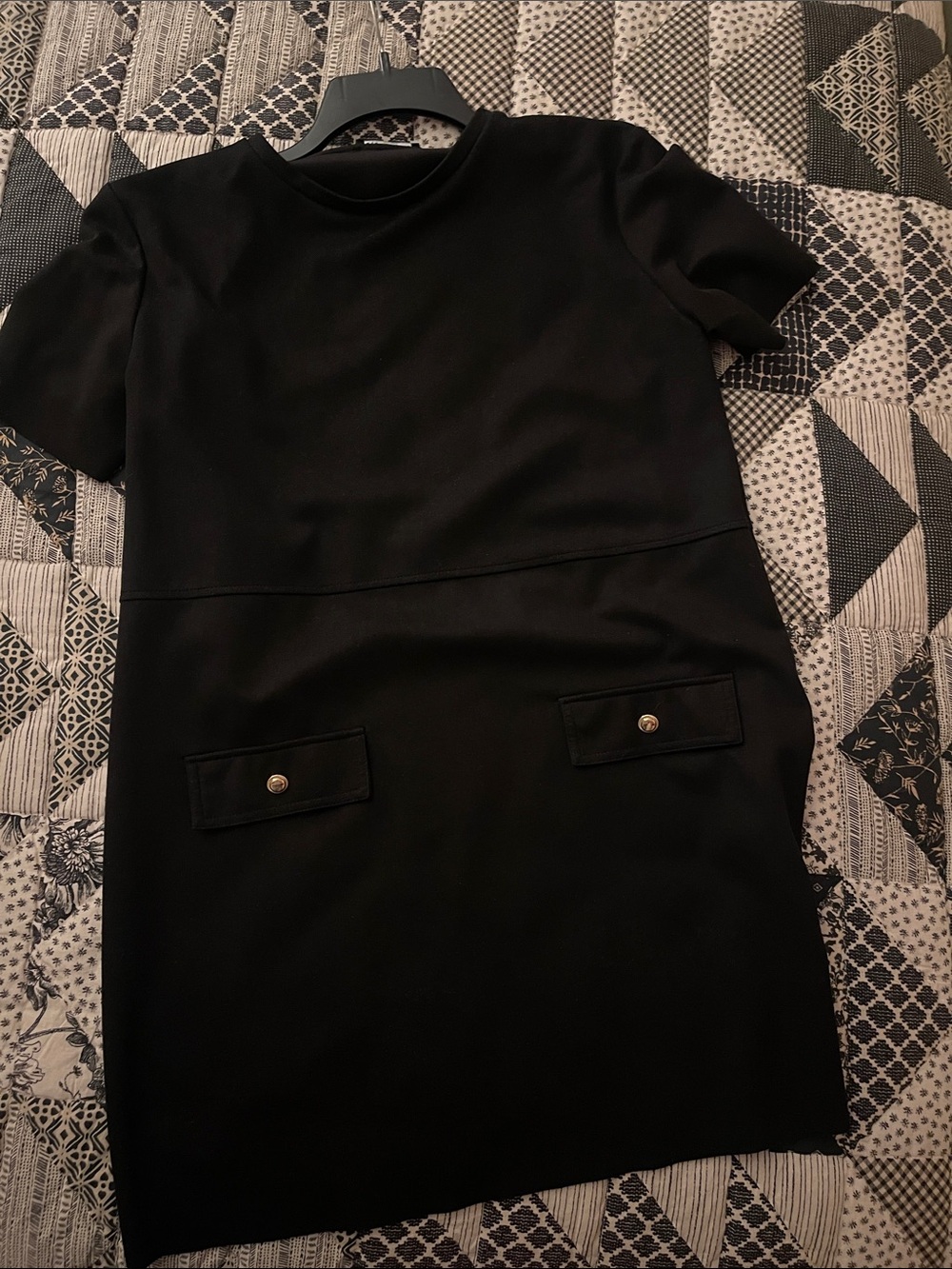 Zara Black Short-Sleeve Shift Dress